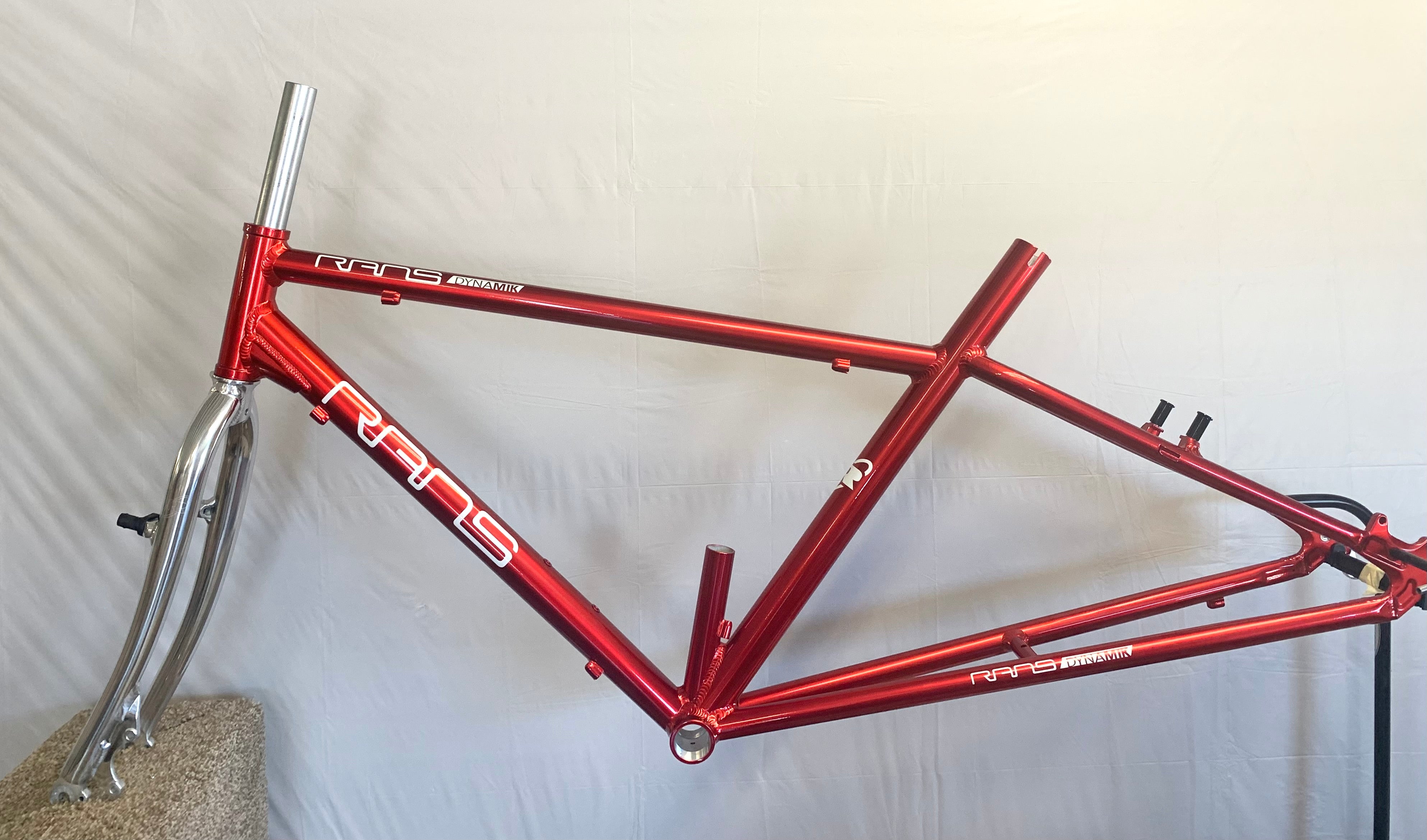 METALLIC RED DYNAMIK – PHOENIX BIKE WRX