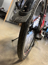 Load image into Gallery viewer, RANS Dynamik crank forward bike
